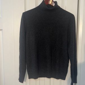 Club Monaco Cashmere Turtleneck in Charcoal Gret